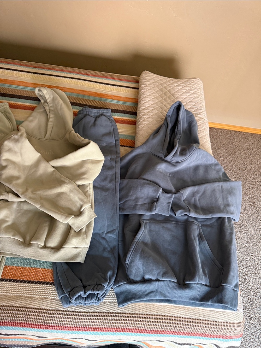 COMFRT! LOT OF 3 SETS•COMFRT SIGNATURE SWEATPANTS & HOODIES•BARK, MATCHA, SKY - Picture 6 of 7